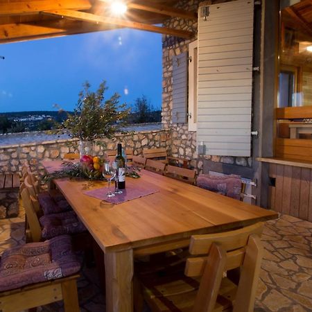 Villa, Stone House With Swimming Pool & Sauna, Beach, Севид Екстериор снимка
