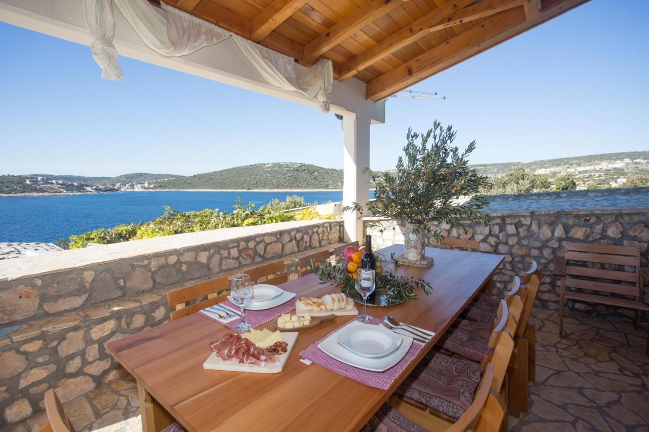Villa, Stone House With Swimming Pool & Sauna, Beach, Севид Екстериор снимка