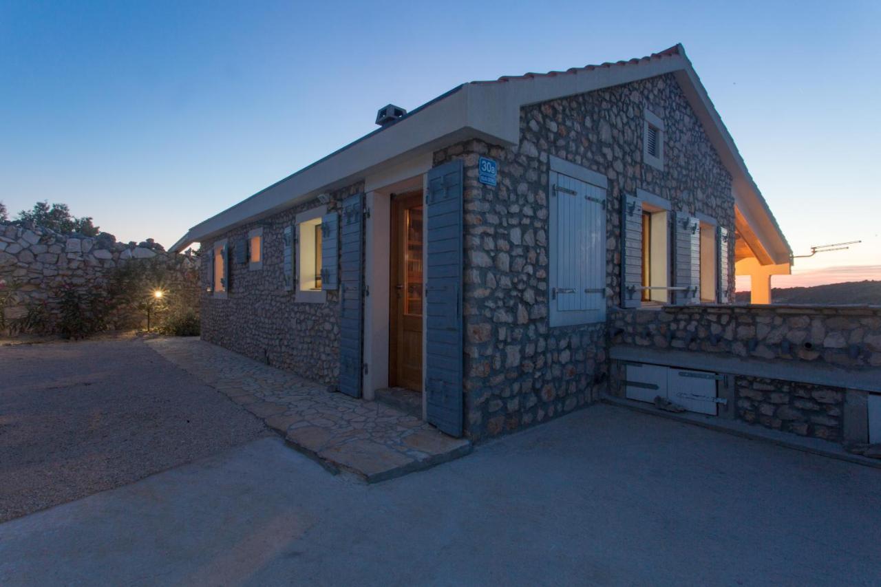 Villa, Stone House With Swimming Pool & Sauna, Beach, Севид Екстериор снимка