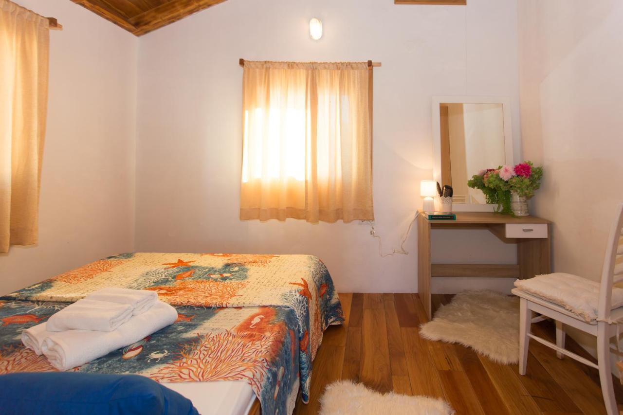 Villa, Stone House With Swimming Pool & Sauna, Beach, Севид Екстериор снимка