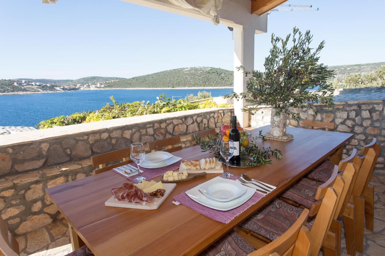 Villa, Stone House With Swimming Pool & Sauna, Beach, Севид Екстериор снимка