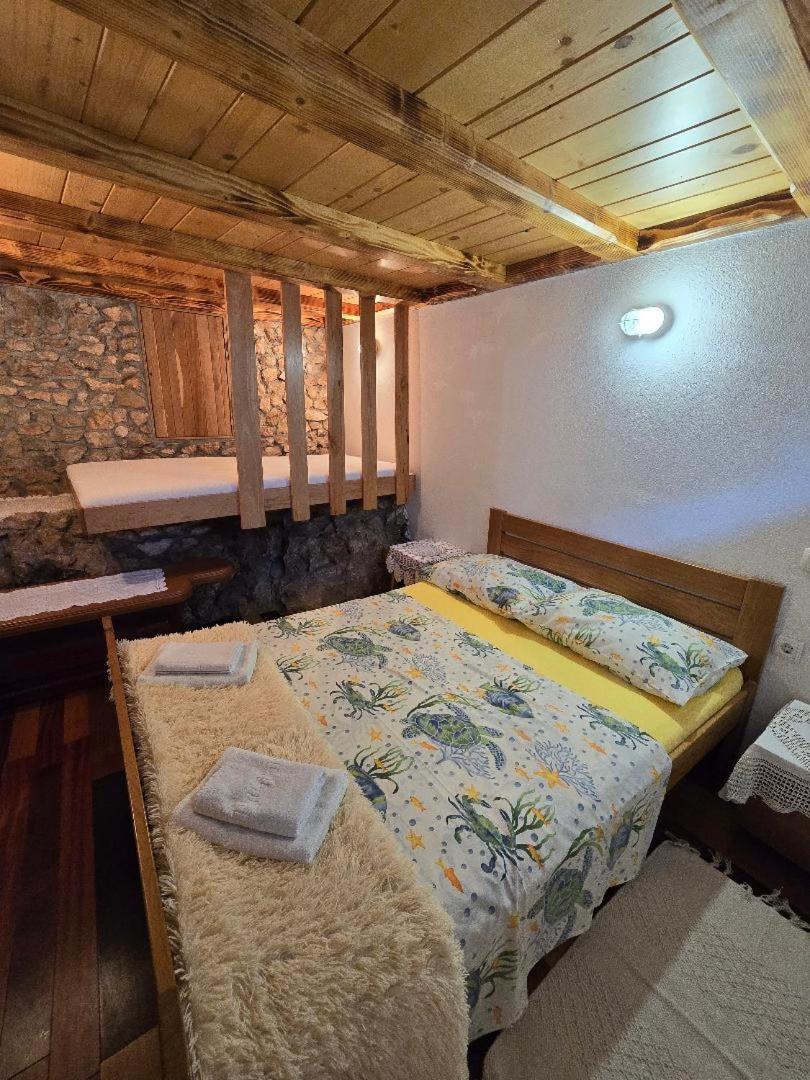 Villa, Stone House With Swimming Pool & Sauna, Beach, Севид Екстериор снимка